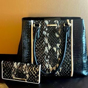 Black leather Brahmin shoulder bag with wallet